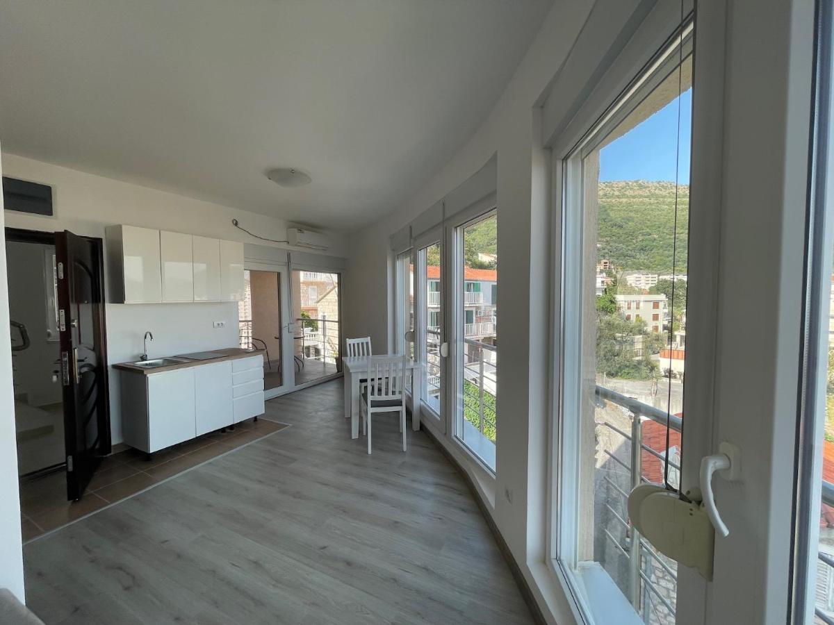 Upart House Apartman Petrovac Kültér fotó