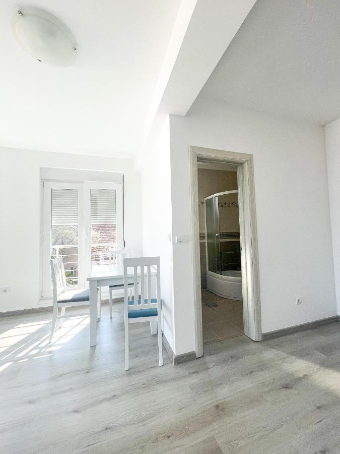 Upart House Apartman Petrovac Kültér fotó