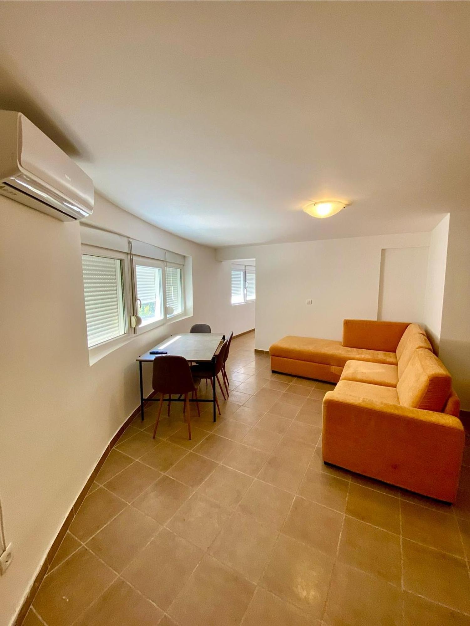 Upart House Apartman Petrovac Kültér fotó